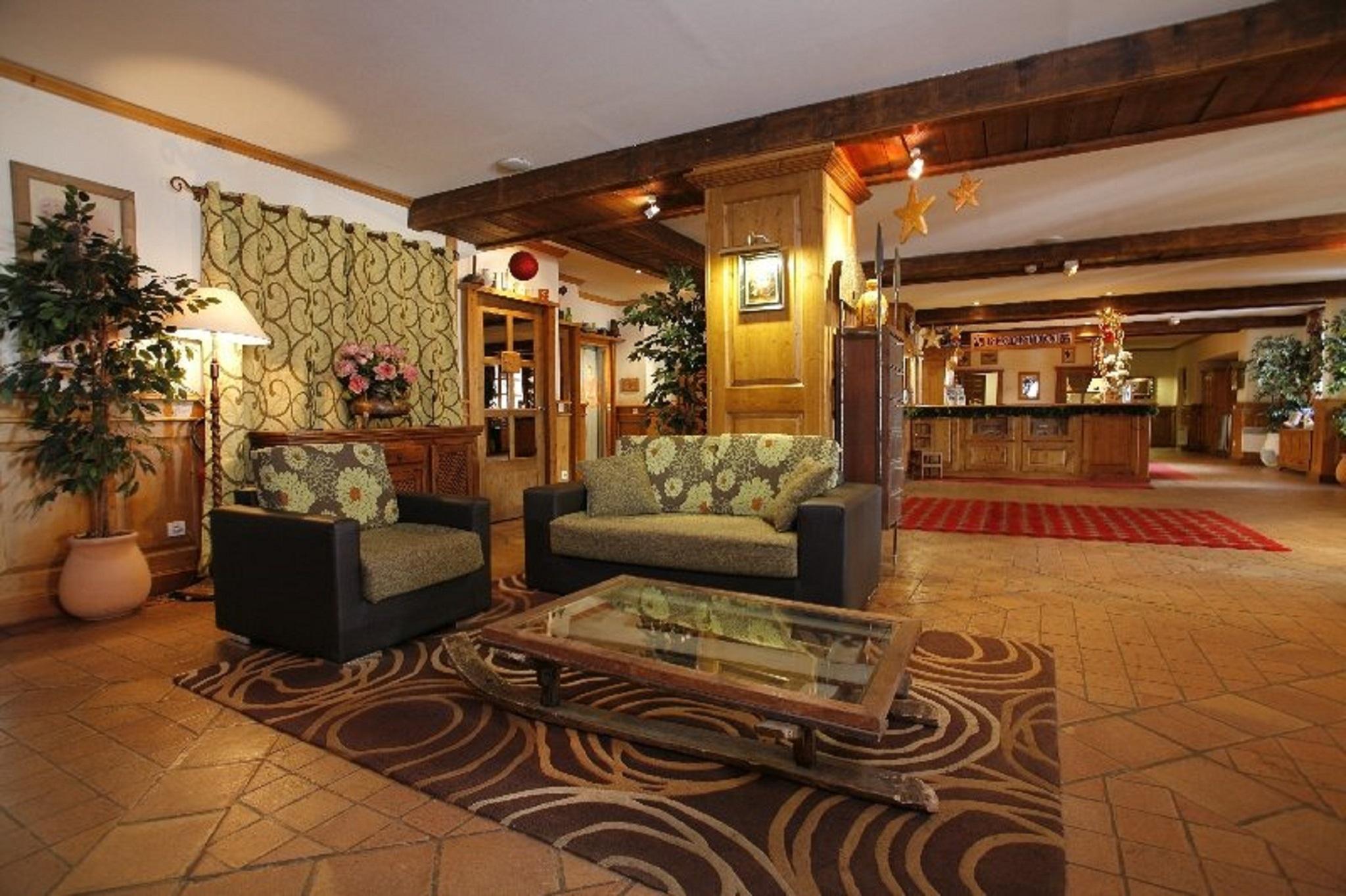 Hotel Les Suites Du Montana By Les Etincelles Tignes Exterior photo